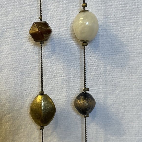 Exotic Stone, Glass and Metal Bead Necklace With Complimenting Earings 37" Long - Picture 4 of 10